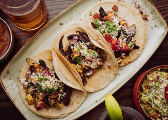 Genieße authentische Tacos in Cancun